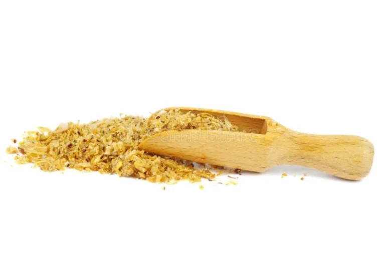 pile-asafoetidaor-hing-isolated-white-background-veggies-dye-pile-asafoetidaor-hing-wooden-scoop-209855602